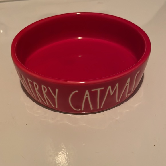 Rae Dunn Cat dish bowl red white artisan collection magenta Merry catmas - Picture 4 of 6